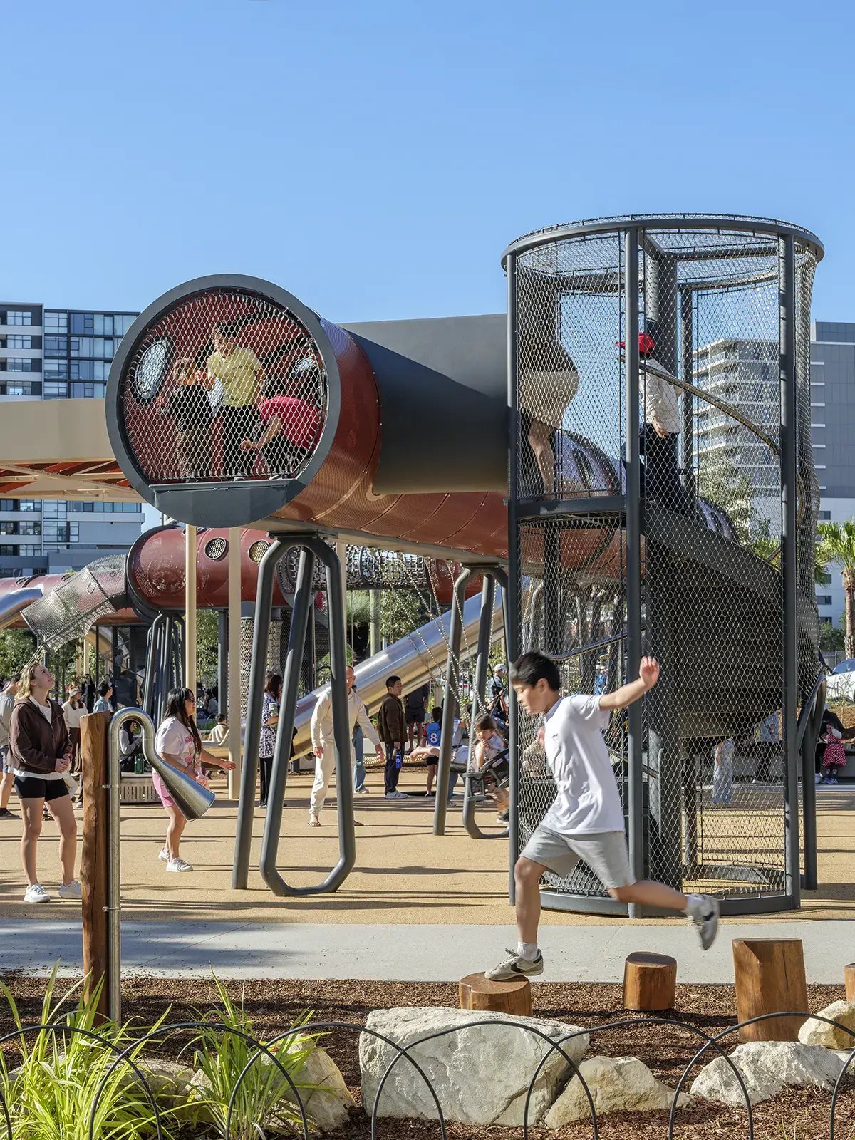 FORGE_Gunyama_Park_Playground_01