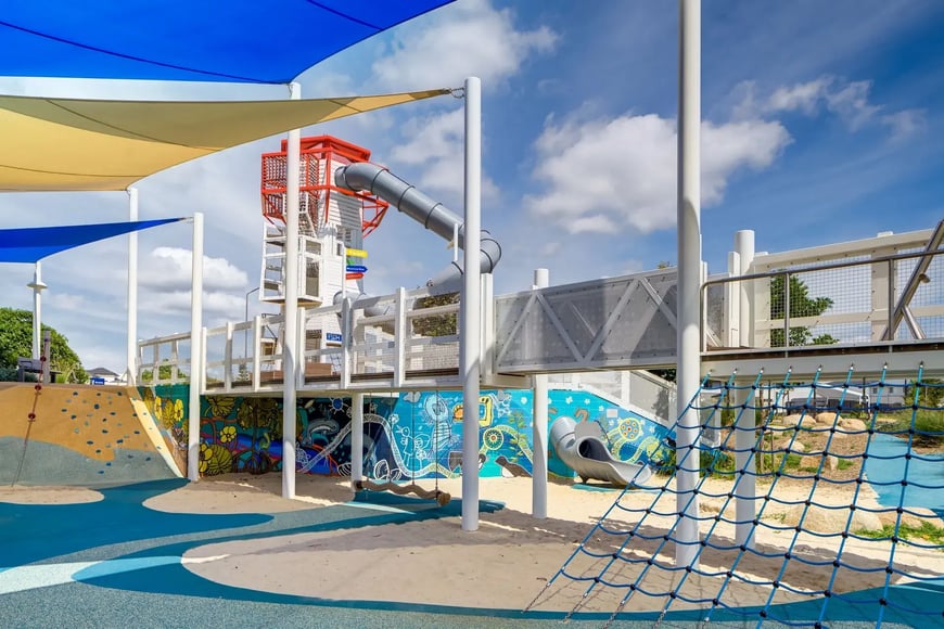 Jingeri Park, Shoreline