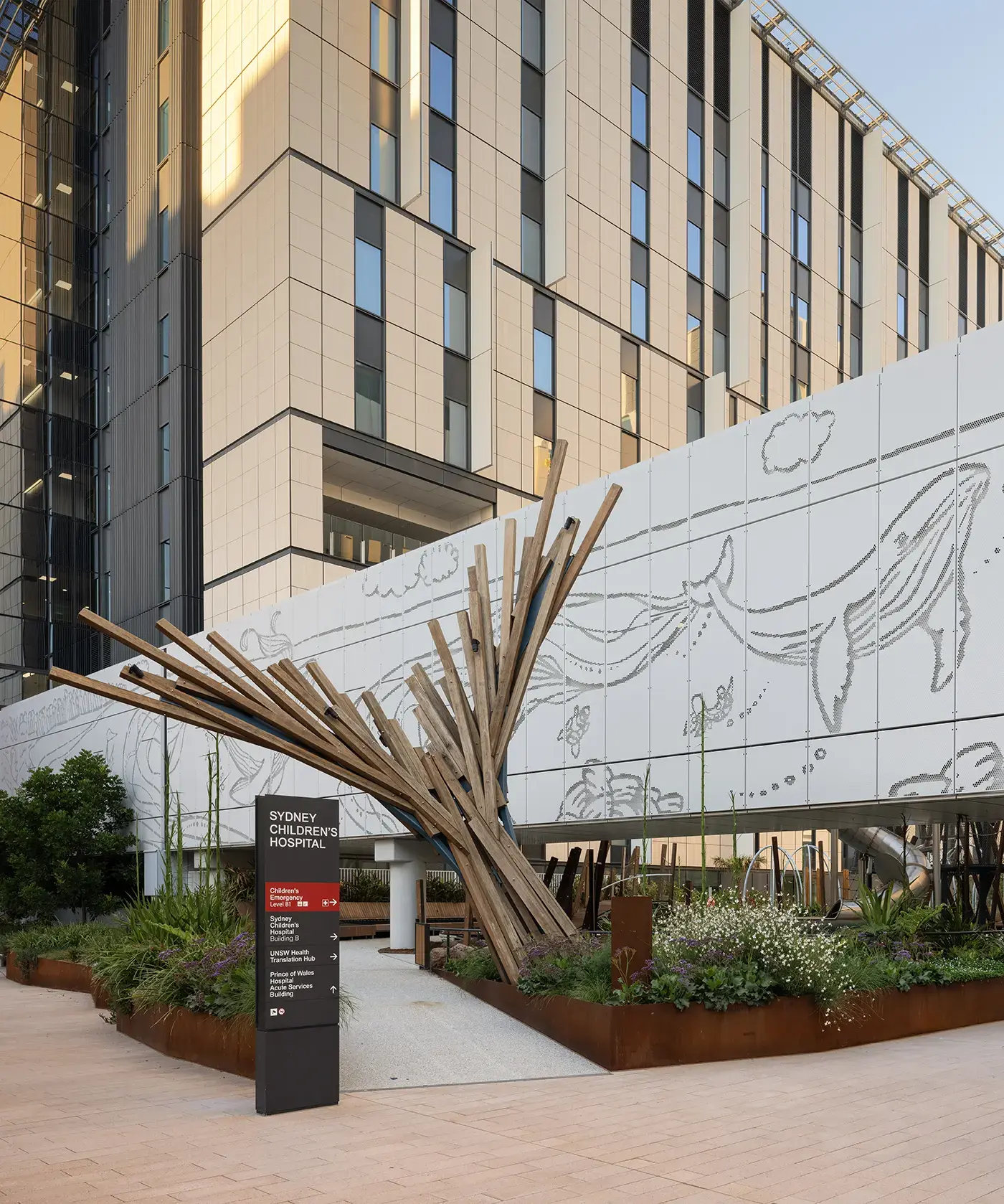 Sydney_Childrens_Hospital_07 (cropped)